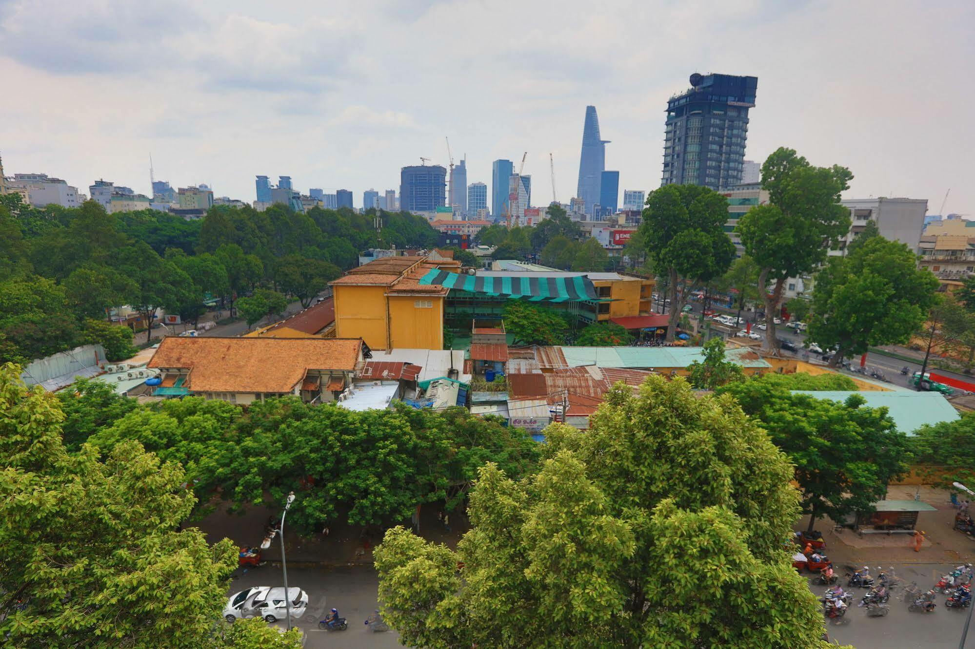 Phu Gia Hotel 193 Nguyen Thai Hoc ホーチミン市 エクステリア 写真
